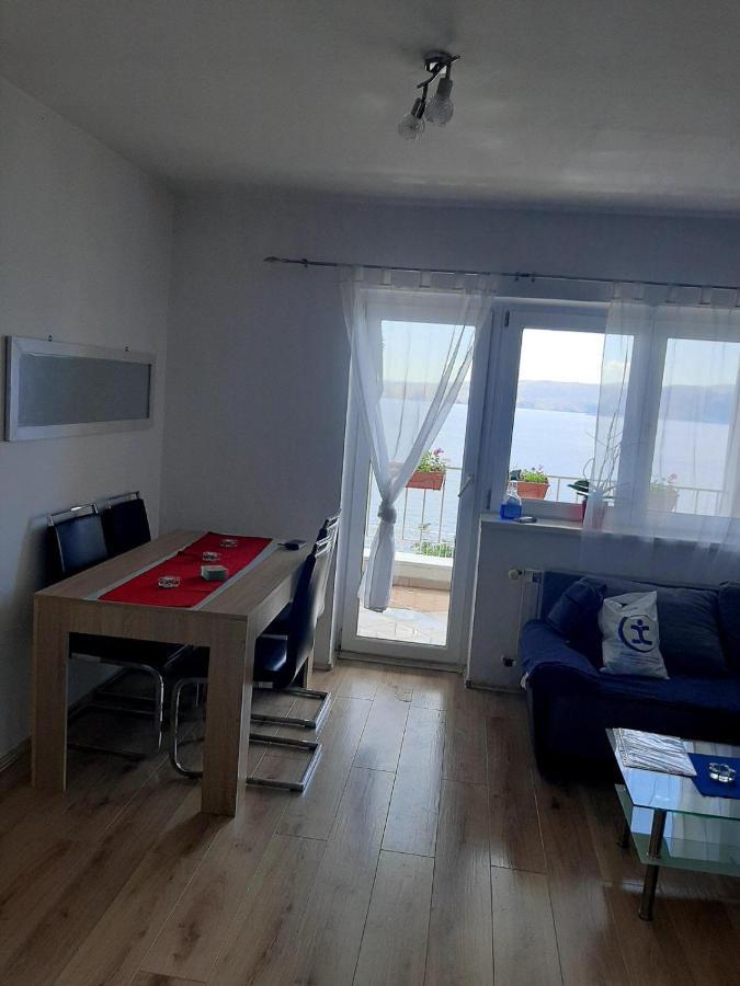 Apartment Tim Senj  Buitenkant foto